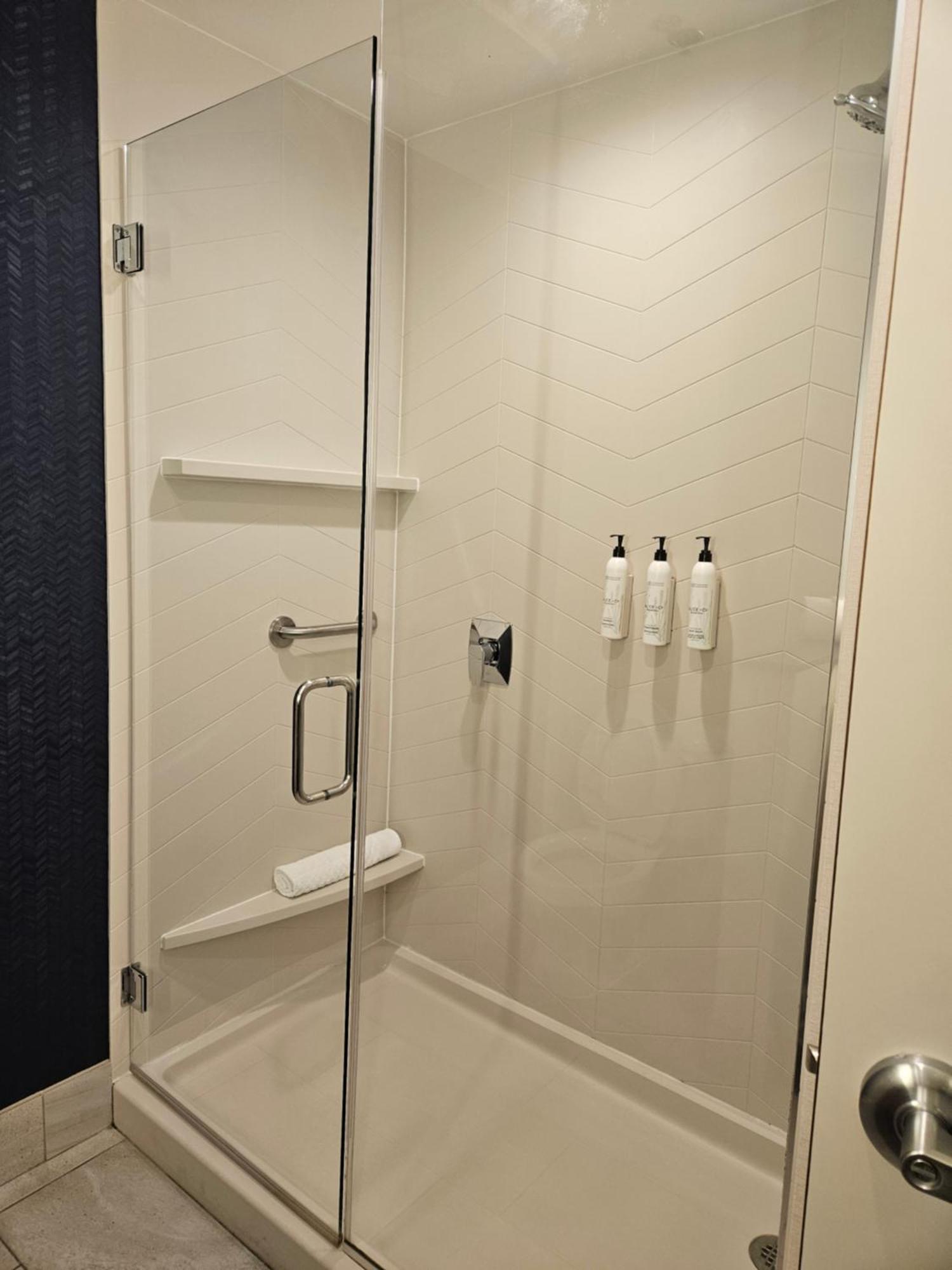 Fairfield Inn & Suites By Marriott Αθήνα Εξωτερικό φωτογραφία